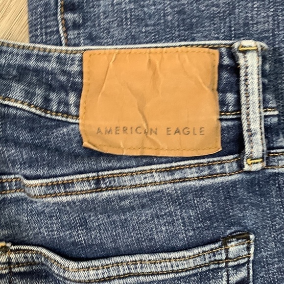 American Eagle Slim Straight Airflex+ Medium Wash Jeans size 30x32 - Picture 4 of 10